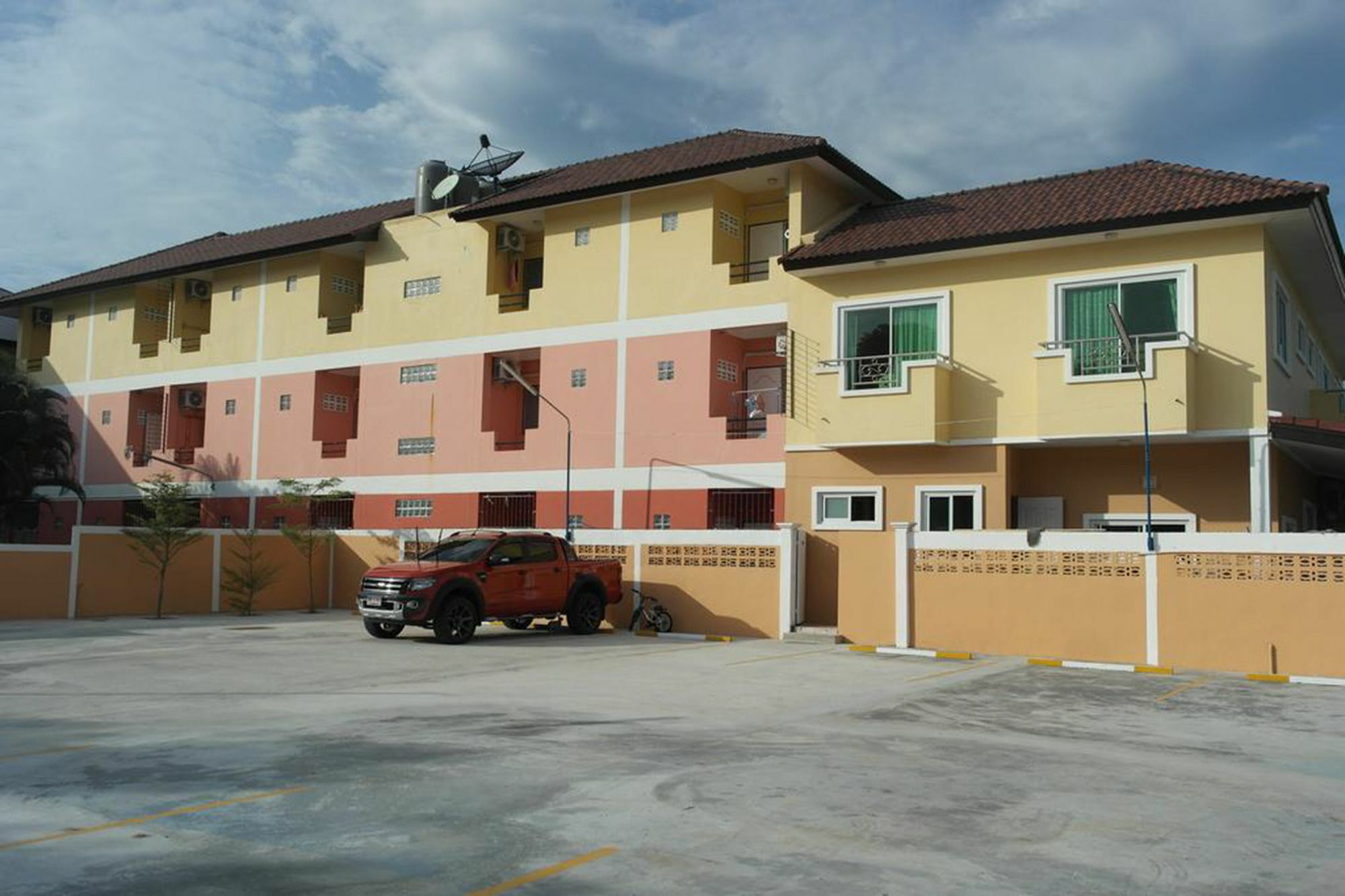 The Beehive Place Pak Chong מראה חיצוני תמונה